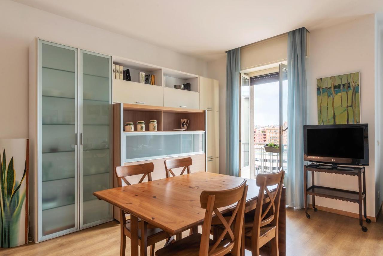 Sunny Apartment Piramide Rome Exterior photo
