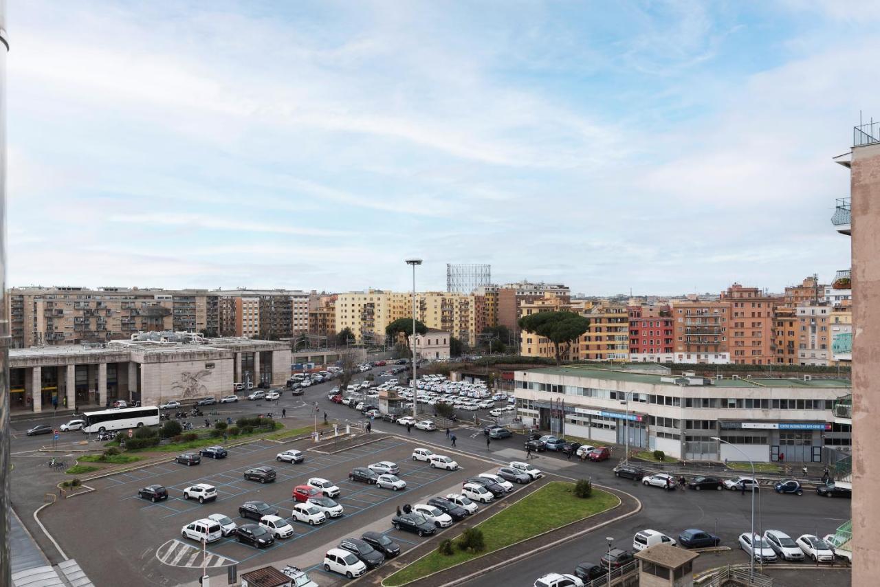 Sunny Apartment Piramide Rome Exterior photo